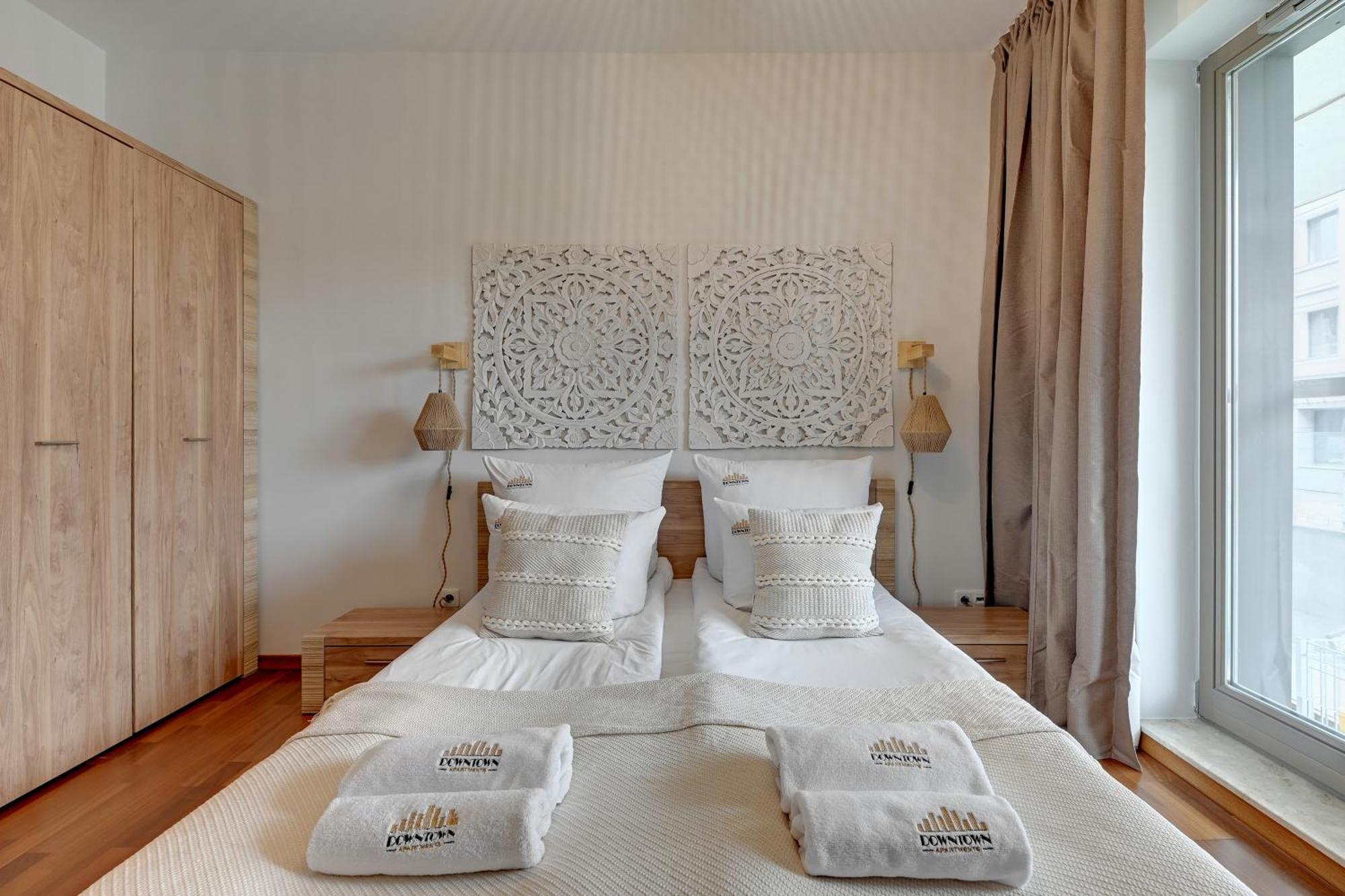 גדנסק Waterlane Riverside - Spa, Pool, Gym & Parking By Downtown Apartments מראה חיצוני תמונה
