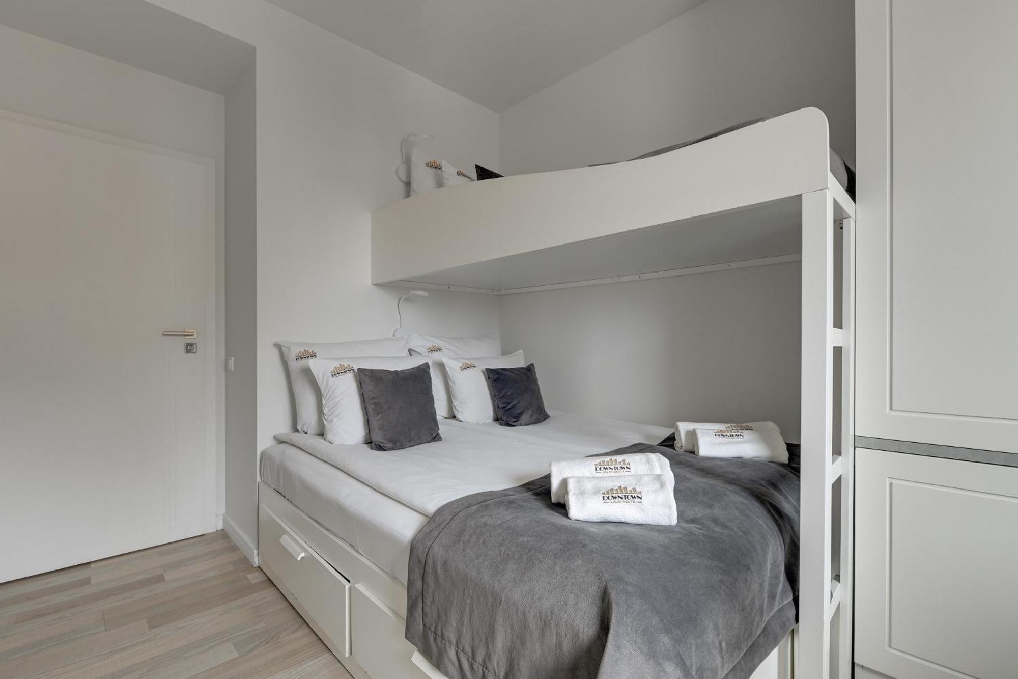 גדנסק Waterlane Riverside - Spa, Pool, Gym & Parking By Downtown Apartments חדר תמונה