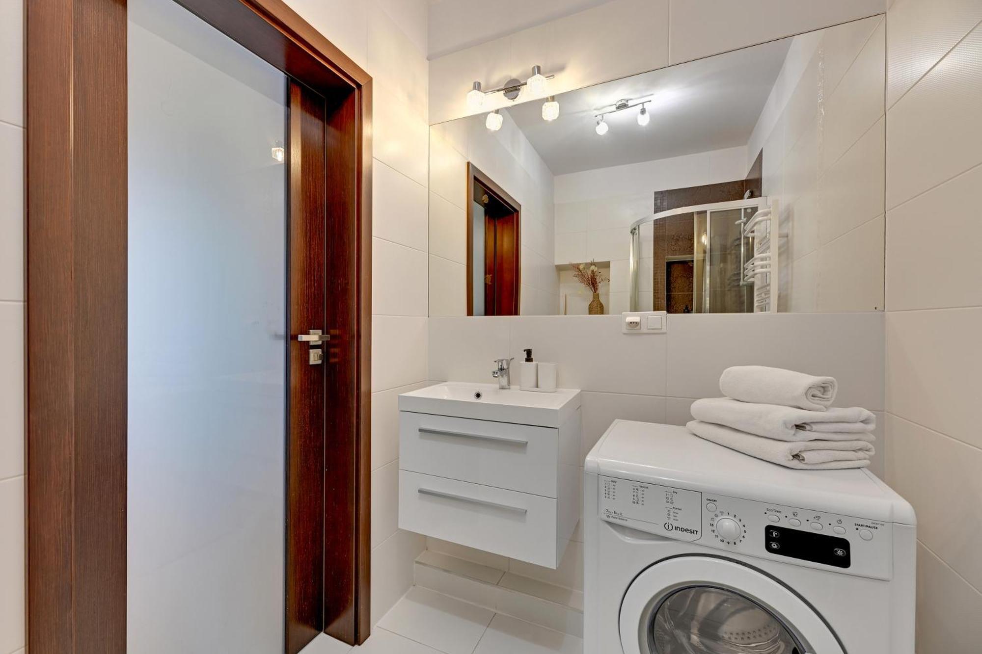 גדנסק Waterlane Riverside - Spa, Pool, Gym & Parking By Downtown Apartments חדר תמונה