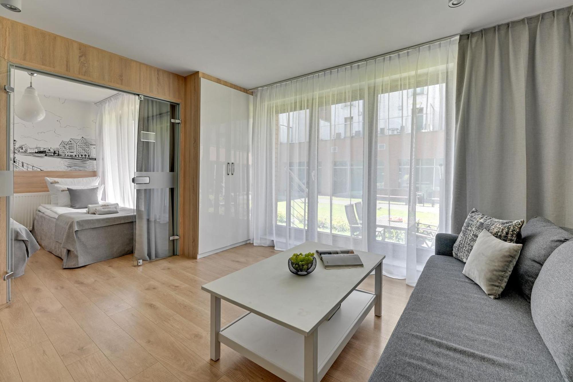 גדנסק Waterlane Riverside - Spa, Pool, Gym & Parking By Downtown Apartments מראה חיצוני תמונה
